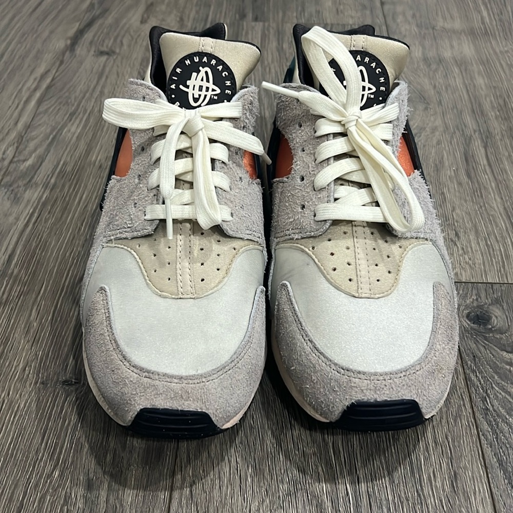 Nike Air Huarache Limited Edition. Men’s 9.5, Women’s 11